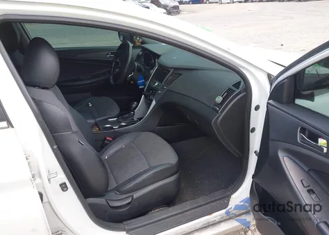 2011 Hyundai Sonata Se z USA, uszkodzony, nr VIN 5NPEC4AC4BH027561